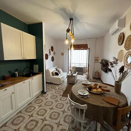 Apartament Bella Calabria *